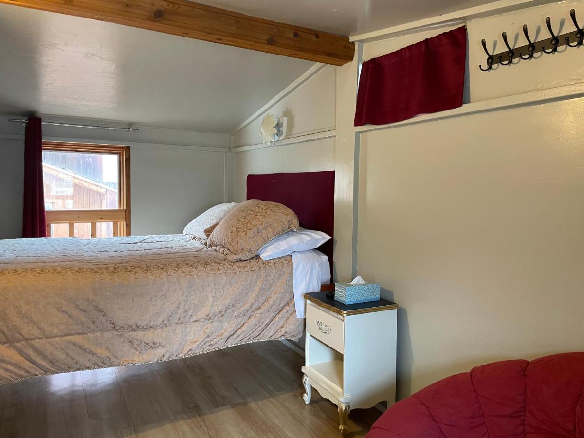 Luna Bed & Breakfast Grand Forks Exteriér fotografie